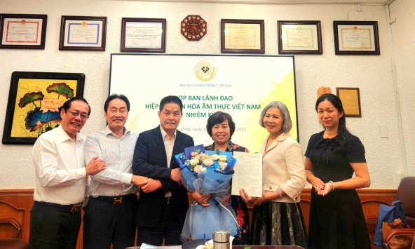 Nghệ nhân ẩm thực Lê Thị Thiết được bổ nhiệm làm Phó Chủ tịch Hiệp hội Văn hóa Ẩm thực VIệt Nam