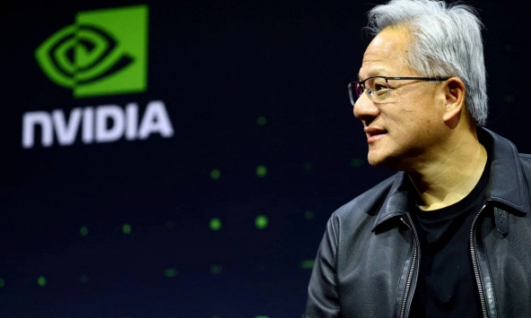 NVIDIA công bố doanh thu tăng cao kỷ lục 62%, CEO Jensen Huang tuyên bố 'Không có bong bóng AI'