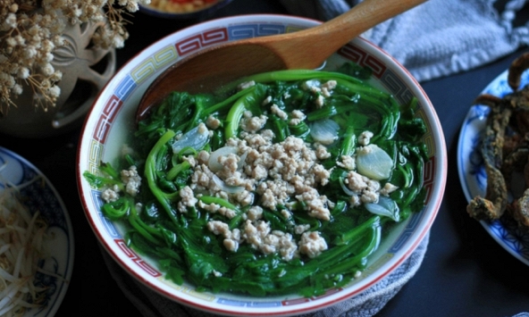 Loại rau có vị ngọt nhưng hạ đường huyết cực tốt, còn ngừa thiếu máu, làm mát gan: Ngày xưa phải giàu lắm mới được ăn