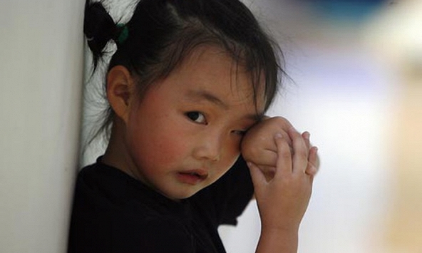 Clip giáo dục 3 phút bóc trần một sự thật đau lòng: Kiểu cha mẹ bề ngoài đáng nể ai ngờ tai hại thế này! 