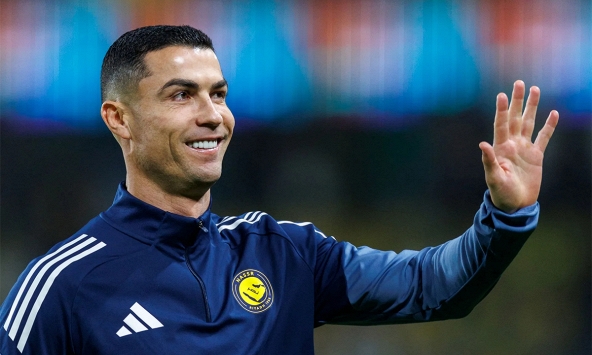 Sau khi nhờ AI viết bài phát biểu, Ronaldo quyết định đầu tư vào AI Perplexity