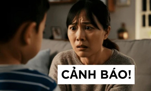 Một bà mẹ Hà Nội cảnh báo khẩn: Phụ huynh có con nhỏ coi chừng kẻo bị 'lừa', rất nghiêm trọng!