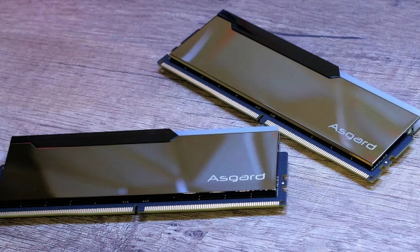 Thật không thể tin nổi, tôi đã sống đủ lâu để thấy 1 kit RAM có giá đến 60 triệu đồng