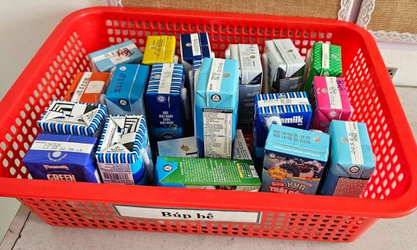 MXH xôn xao trào lưu chữa lành bằng cách cắt bỏ không cho trẻ uống sữa vì cho rằng 'sữa công nghiệp' làm trẻ... ốm thêm