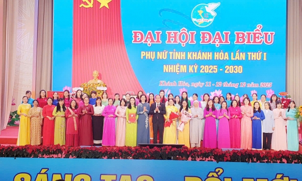 Hội LHPN tỉnh Khánh Hòa vững vàng vượt qua thử thách, chuyển mình mạnh mẽ, bứt phá, khẳng định vị thế, tự tin bước vào kỷ nguyên mới.