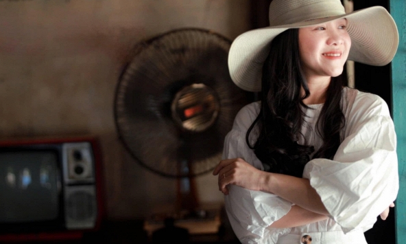 Hơn 20 năm “ở ẩn”, cựu thành viên Sắc Màu tái xuất đầy bất ngờ