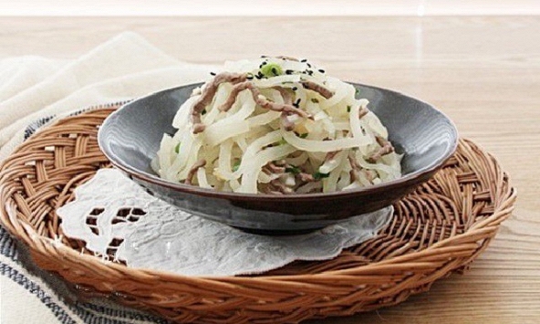 Mùa đông nhiều đờm? Chỉ cần luộc của cải với chút muối, uống nước là phổi sạch - miệng thơm ngay!