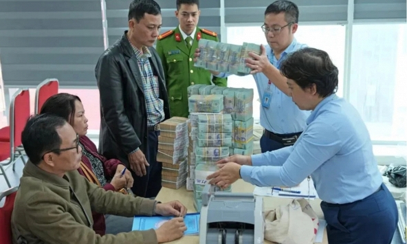 Nhận hơn 466 tỷ đồng tiền đền bù dự án quảng trường, chủ khu “đất vàng” ven hồ Hoàn Kiếm nói gì?