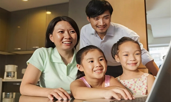 Trong 1 gia đình, bố mẹ lúc nào cũng tưởng đứa con này thông minh hơn nhưng sự thật khác hoàn toàn!