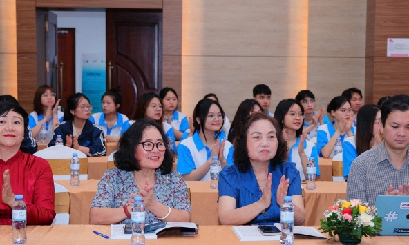 GS.TS Lê Thị Hợp: Khi nữ trí thức được tin tưởng, họ sẽ cống hiến bằng tất cả trách nhiệm và trái tim