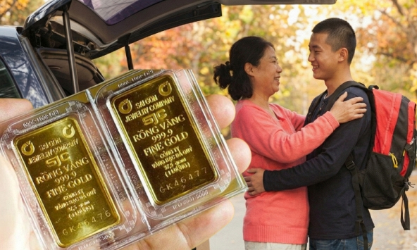 Mẹ Hà Nội bán 15 cây vàng năm 2024 để cho con đi du học, giờ vàng hơn 15 triệu/lượng, tiếc đứt ruột nhưng vẫn phải thừa nhận điều này!