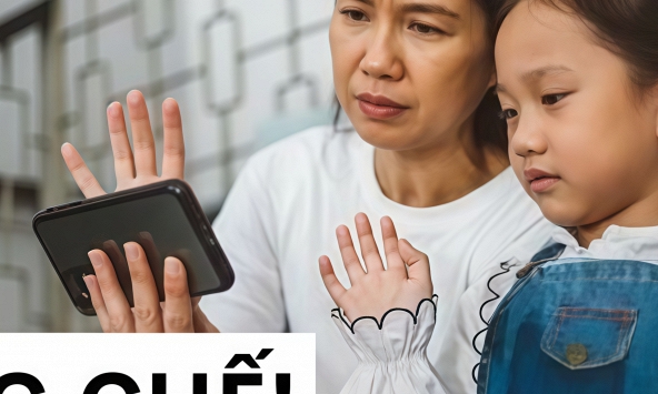 Phụ huynh TP.HCM bức xúc kể: “Mỗi tháng tốn 16 nghìn đồng đóng khoản này cho con, không nhiều nhưng tôi rất ỨC CHẾ!