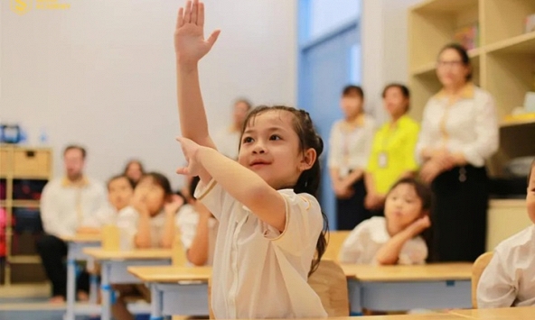 Giáo viên 25 năm dạy học tiết lộ: Nghe cách cha mẹ gọi con, tôi có thể nhìn thấu tương lai trẻ