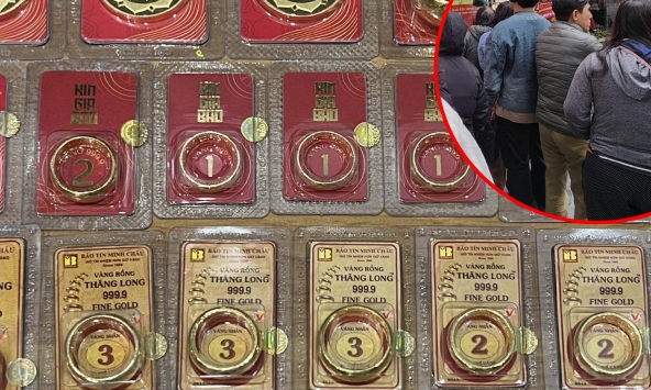 Rút tiết kiệm 'tất tay' 50 chỉ vàng lúc đỉnh, người phụ nữ ở Hà Nội nhận cái kết bất ngờ sau hơn 2 tháng