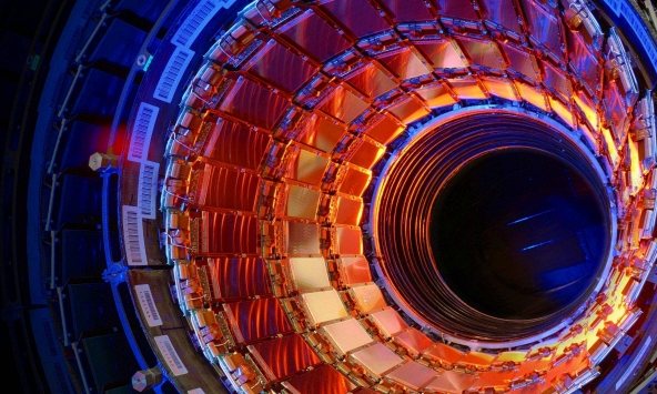 Máy gia tốc hạt lớn nhất thế giới sắp dừng hoạt động
