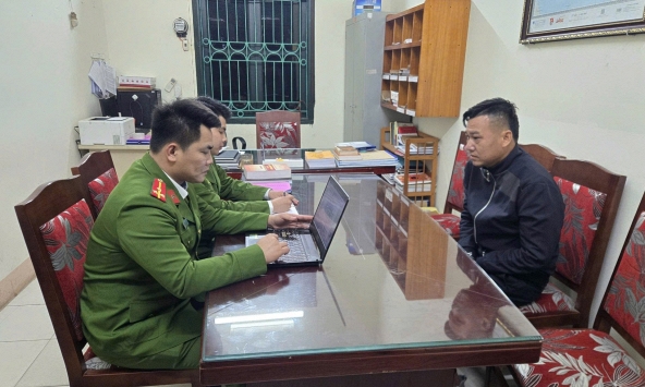 Bắt và khám xét nơi ở của Nguyễn Công Huy sinh năm 1987