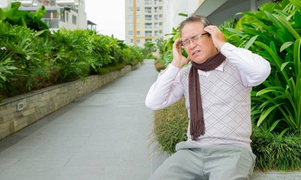 Đột quỵ mùa lạnh: Khi 'sát thủ âm thầm' tìm đến cả người trẻ, BS bệnh viện Bạch Mai chỉ ra 5 nguyên tắc vàng phòng ngừa đột quỵ