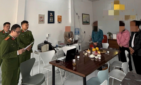  Khám xét khẩn cấp, bắt tạm giam 3 nhân viên bất động sản ở Thái Nguyên