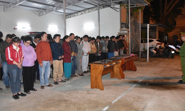 Bắt tạm giam, khám xét nơi ở của 16 đối tượng trong một chuyên án vừa bị triệt phá