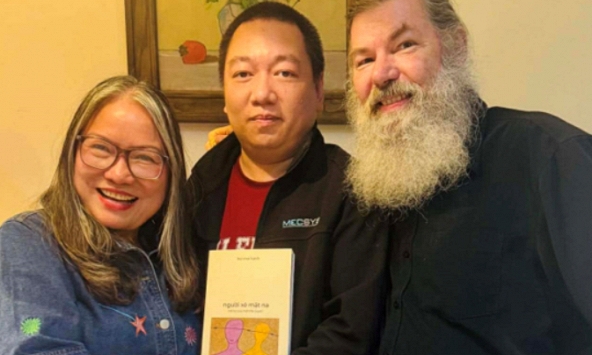 Trò chuyện với nhà văn Bùi Mai Hạnh về 'Người xé mặt nạ': Viết bằng máu thịt để cứu lấy mình