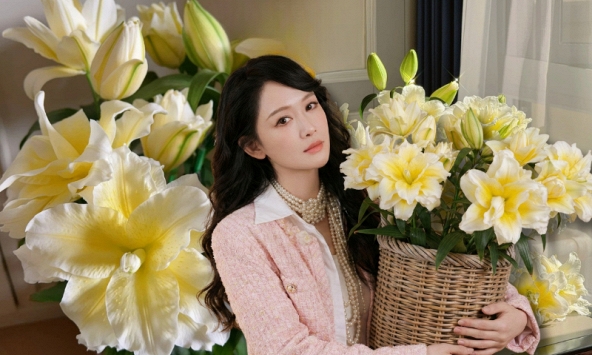  'Nàng thơ' Ludwina: Đóa ly màu nắng khiến hội yêu hoa vừa yêu vừa hận, muốn chơi Tết phải lưu ý ngay kẻo 'vỡ mộng'