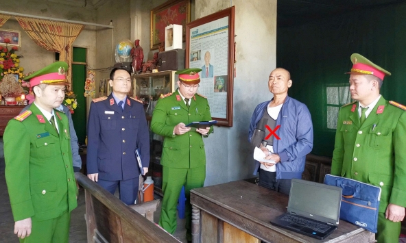 Thi hành Lệnh khám xét, Lệnh bắt tạm giam đối với chủ tài khoản Facebook Lê Minh Vũ