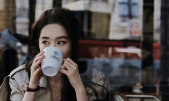 Không cần vàng đeo đầy người, phụ nữ 35 tuổi chỉ cần giữ được thứ này là tự khắc cải mệnh, phú quý tìm đến tận cửa