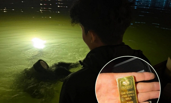 Người dân đánh rơi 2 cây vàng trị giá hơn 300 triệu xuống sông Hương: Thợ lặn đã tìm thấy điều bất ngờ!