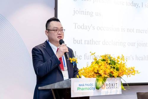 Rokit America ký kết hợp tác cùng Pharmacity phân phối các giải pháp trẻ hóa da