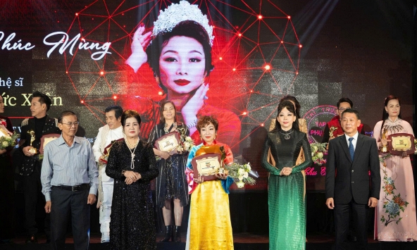 Hoa hậu, Nghệ sĩ Đức Xuân được vinh danh “Nghệ sĩ có trái tim nhân ái, Vì cộng đồng” năm 2025