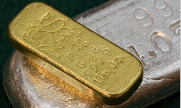 Vàng tăng giá, nhưng không nhanh bằng món đồ 'bình dân' này: Một hộp nhỏ đã đủ mua căn hộ tại thành phố