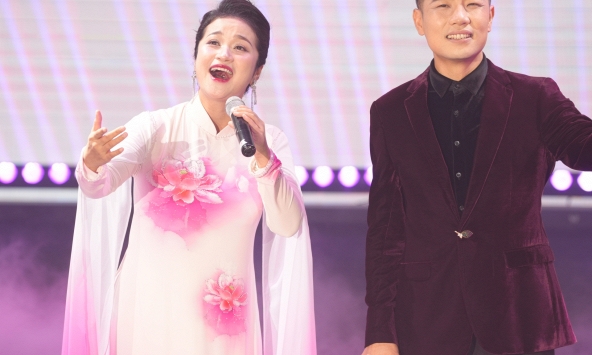 Đêm nhạc giao lưu văn hóa Việt – Trung quy tụ nhiều nghệ sĩ hai nước tại Hà Nội