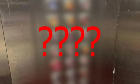 Bức ảnh chụp trong thang máy khiến cộng đồng mạng xem mà mệt mỏi: Thôi, đừng nói 'trẻ con không biết gì nữa'!