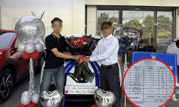 Xôn xao bài đăng con chỉ đạt học lực khá, bố vẫn thưởng nóng ô tô: Chính chủ lên tiếng
