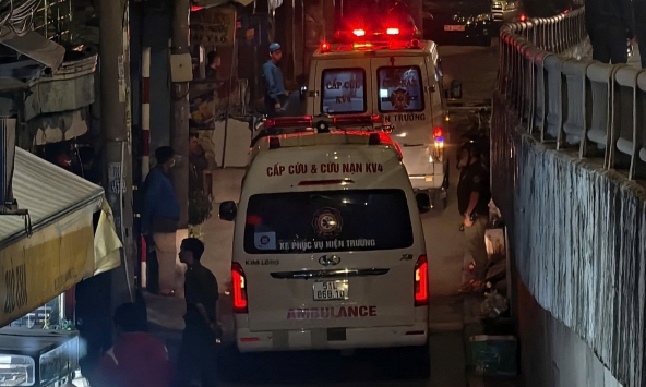 Cháy nhà trong hẻm nhỏ, 3 mẹ con tử vong 