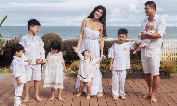 Hoa hậu đông con nhất Việt Nam 'biến mất' sau thông báo nợ 10 tỷ, muốn sang Campuchia làm lại từ đầu