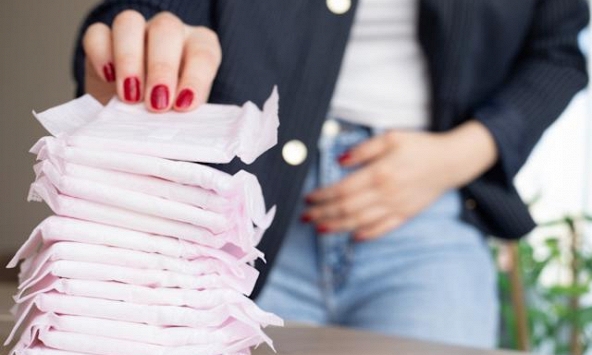 90% phụ nữ từng mắc ít nhất một trong những lỗi này khi dùng băng vệ sinh mà không hay biết: Sai lầm nhỏ nhưng ảnh hưởng cực lớn