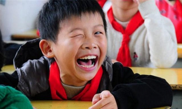 Cư dân mạng cười bò phát hiện 1 điểm chung của học sinh Việt Nam, Trung Quốc, Hàn Quốc: Hoá ra chúng ta đều từng nói tiếng Anh 'quê' như này!