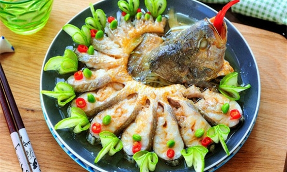 Loại cá dùng nhiều vào dịp Tết, được coi là thuốc quý trong Đông y: Có tác dụng cực tốt trong việc bồi bổ, dưỡng nhan cho phụ nữ