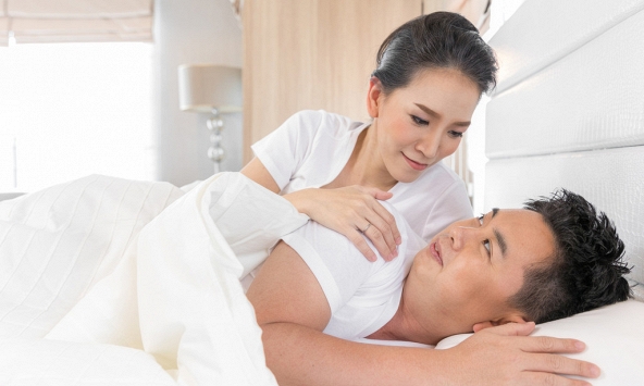 Nhiều đàn ông nghĩ 'nhịn chuyện ấy' một chút cũng không sao, bác sĩ lại cảnh báo điều này sau tuổi 30 và tần suất hợp lý