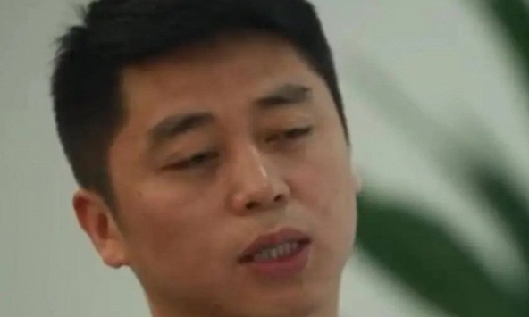 Sáng gửi tiết kiệm 2,4 tỷ đồng, đến trưa khách nhận thông báo bị trừ 751 triệu liền báo ngân hàng, đến chiều tài khoản còn 70.000 đồng