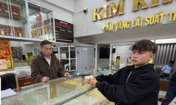 Cướp tiệm vàng đêm giao thừa, Lê Anh Huy và Trần Đỗ Thanh Phong bị bắt ngay Mùng 1 Tết