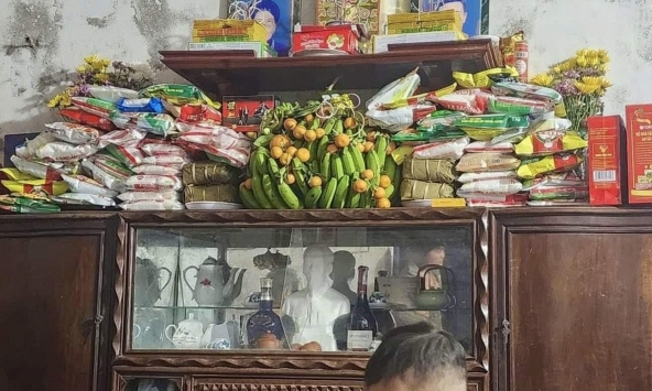 Bức ảnh 'ê hề' đặc sản sau Tết ở Thái Bình hút triệu view: Không phải giò chả, thứ bày muốn 'sập tủ' này mới là điều rưng rưng nhất!