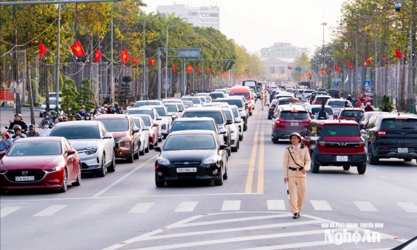 Một tỉnh miền Trung có hơn 4.700 xe ô tô đăng ký mới từ đầu năm 2026