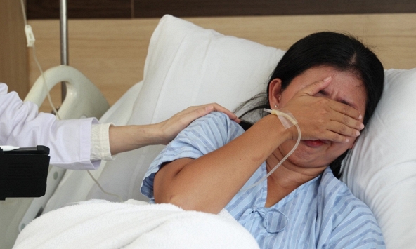 Nữ kế toán trẻ bị ngứa vùng kín suốt một tháng, tưởng mắc ung thư, ai ngờ mắc bệnh liên quan đến đồ ngọt