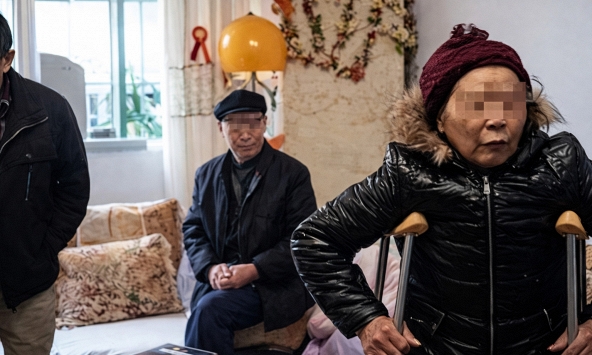 Đỡ bà cụ bị ngã, 3 học sinh tiểu học bị đòi bồi thường 3,5 tỷ đồng