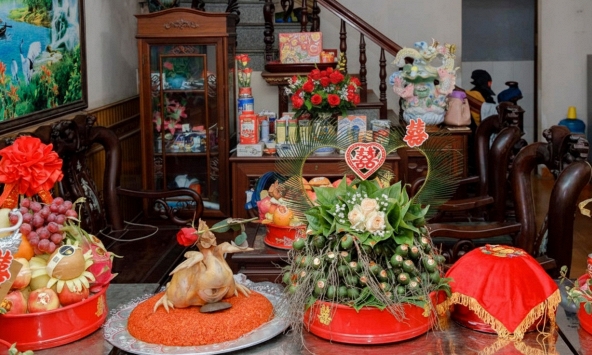 Thông gia nghèo xin hoãn đám cưới phút chót, 3 tuần sau tôi mới biết họ đã âm thầm làm một việc khiến tôi xấu hổ