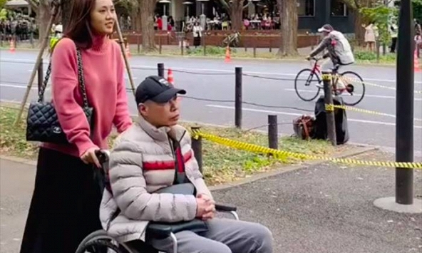 Nam NSND xin nghỉ chức Phó giám đốc: Vợ chăm như em bé, tuổi 53 ai chê béo là dỗi