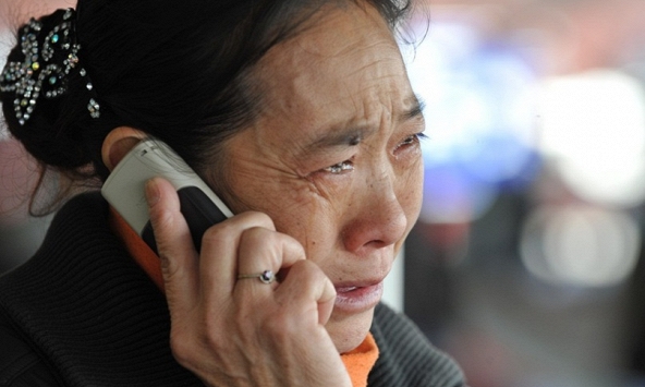 Rút 50 triệu tiền tiết kiệm để mua vàng mừng đầy tháng cháu, nghe 1 câu nói của thông gia, tôi về quê ngay trong đêm