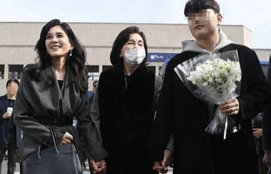 Đại công chúa Samsung tuổi 55: Rũ bỏ hôn nhân bi kịch, 12 năm dựng đế chế và màn 'phục thù' ngọt ngào từ cậu quý tử đỗ trường Top1